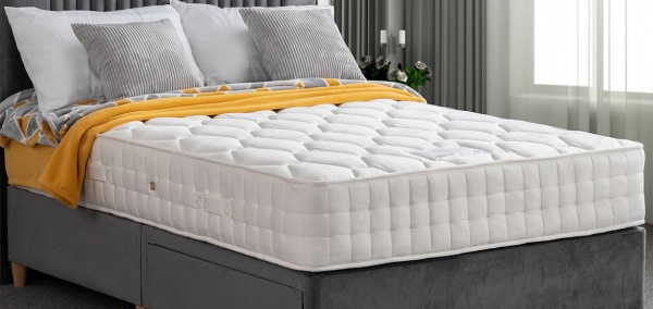 Sweet Dreams Natural Augusta Chemical Free 1000 Pocket Sprung Divan Bed Set